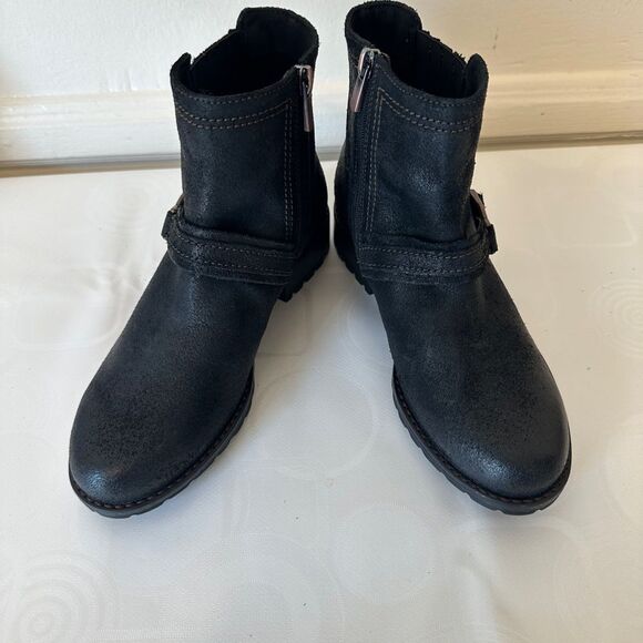 Clark’s Stylish women’s leather suede black Boots size 6 and 7,5 NWT - Picture 11 of 14